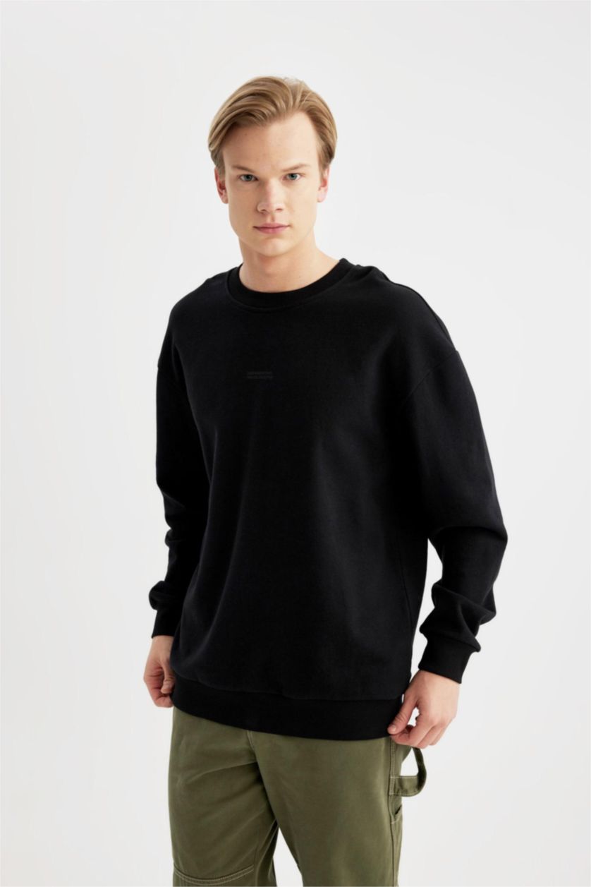MAN Black Boxy Fit Crew Neck Printed Sweatshirt