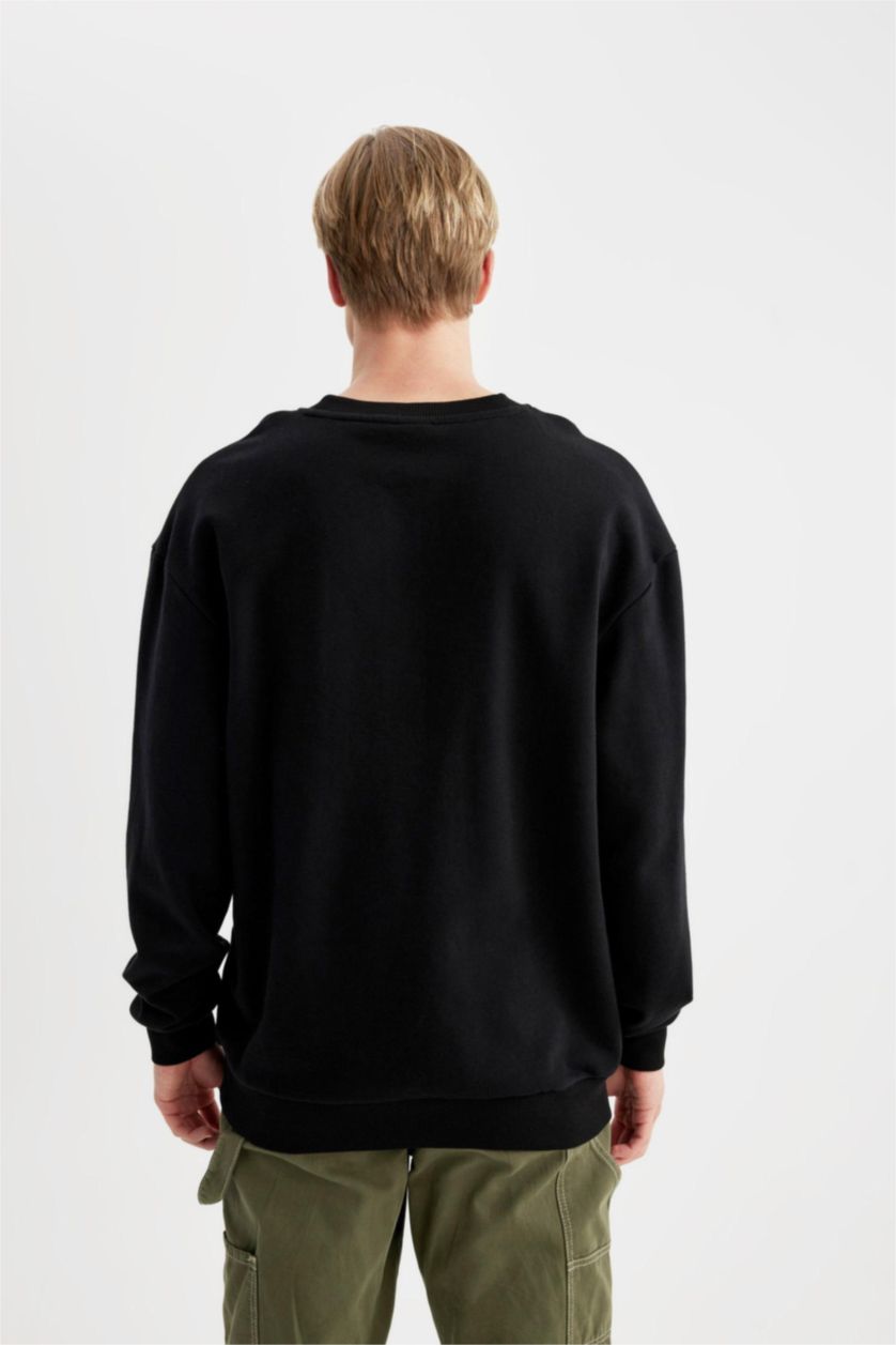 MAN Black Boxy Fit Crew Neck Printed Sweatshirt