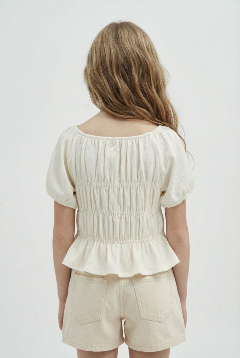 Kız Çocuk - Genç Kız Ekru Relax Fit Bisiklet Yaka Bürümcük Kısa Kollu Bluz Kız Çocuk