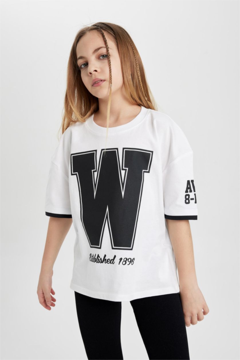 GIRLS & TEENS White Girl Oversize Fit Short Sleeve T-Shirt