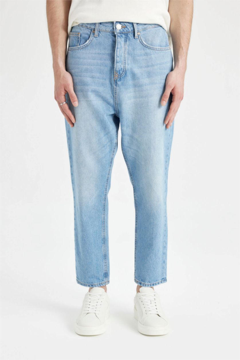 رجالي أزرق فاتح بنطلون جينز قصة فضفاضة ممزق