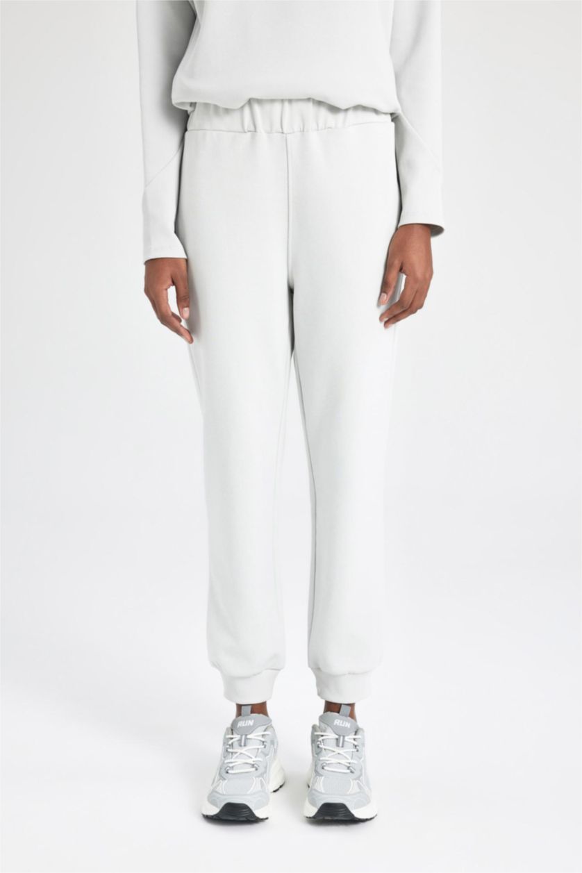 FEMME Beige Coupe standard