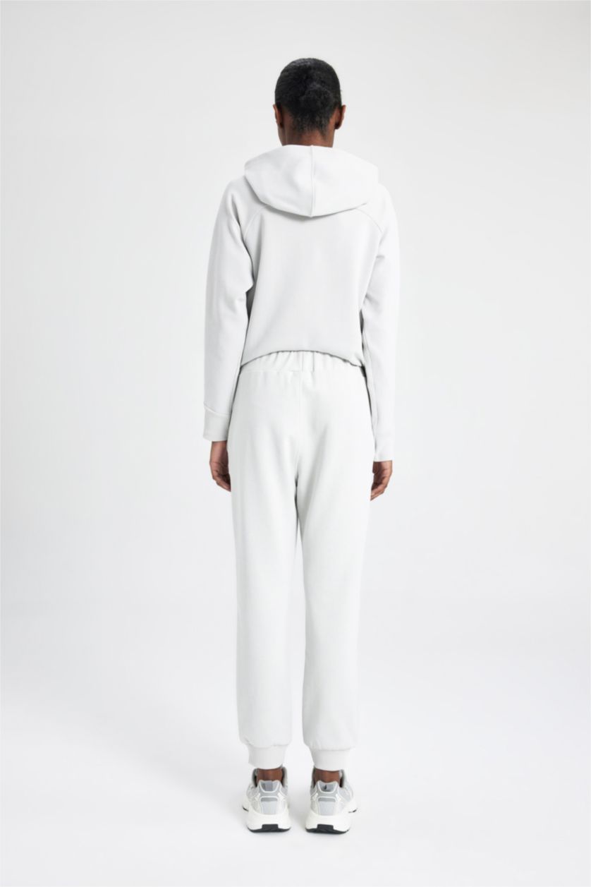 FEMME Beige Coupe standard