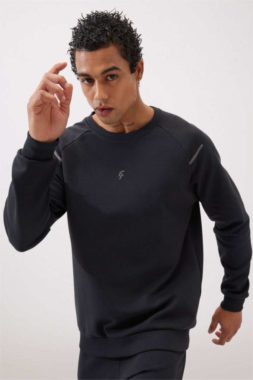 رجال أنثرا سويت شيرت قصة عادية من قماش سكوبا من DeFactoFit