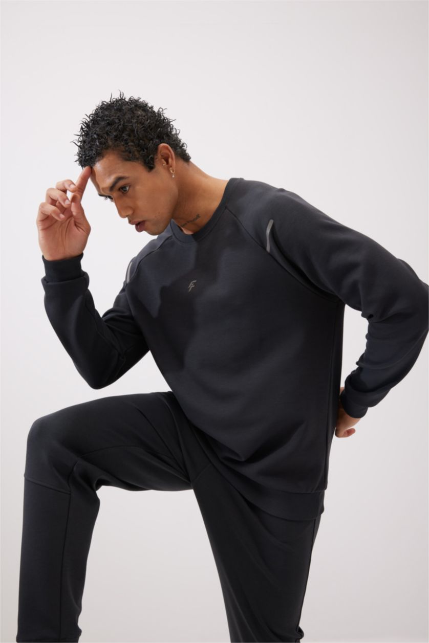 رجال أنثرا سويت شيرت قصة عادية من قماش سكوبا من DeFactoFit