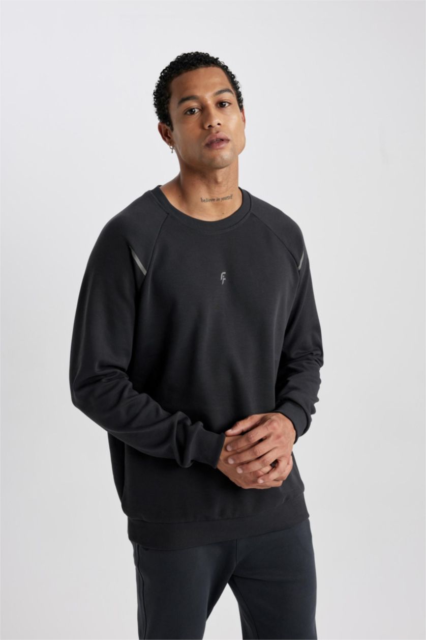 رجال أنثرا سويت شيرت قصة عادية من قماش سكوبا من DeFactoFit