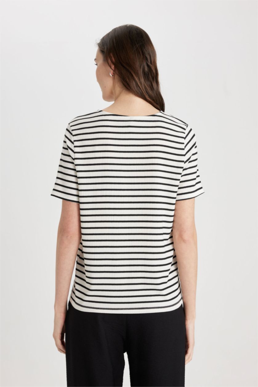 Woman Ecru Regular Fit Short Sleeve T-Shirt