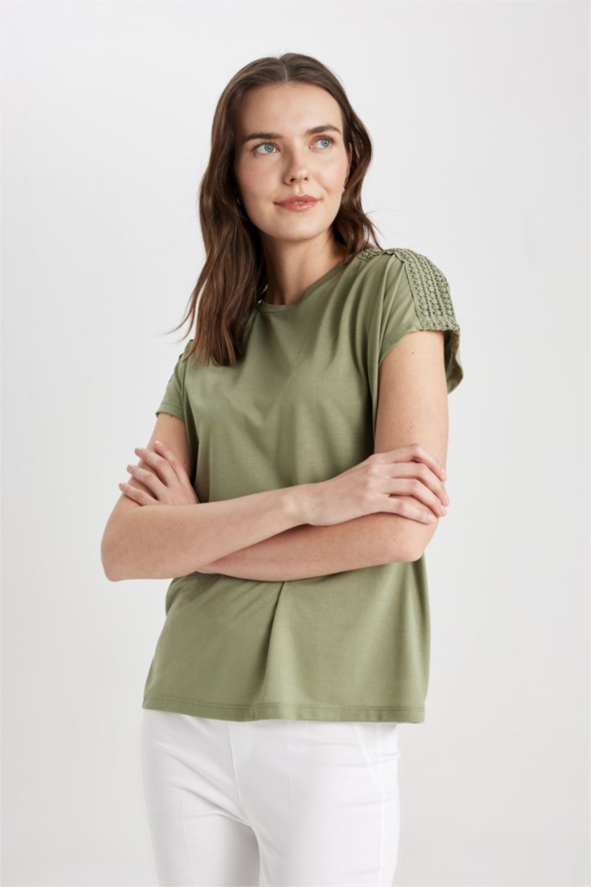 Kadın Haki Bisiklet Yaka Kısa Kollu Tişört