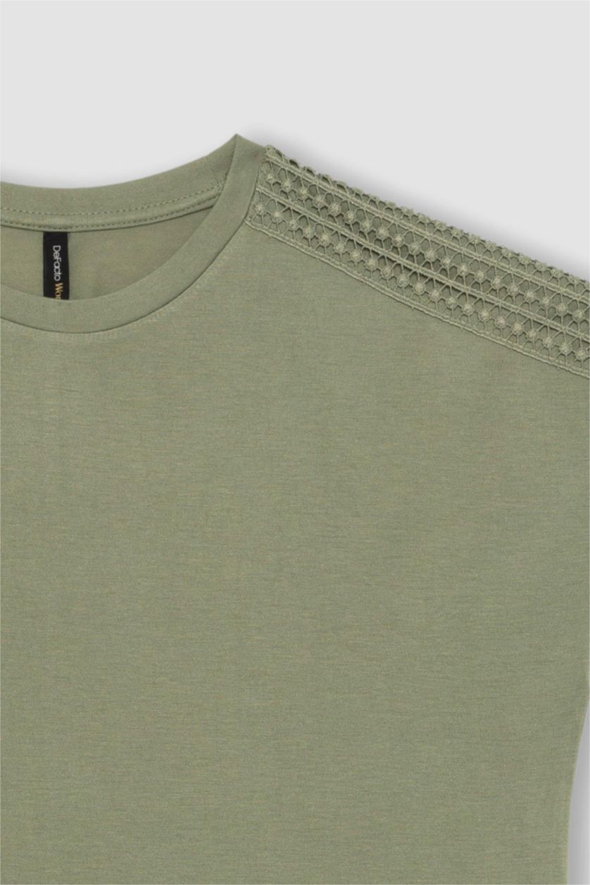 Kadın Haki Bisiklet Yaka Kısa Kollu Tişört