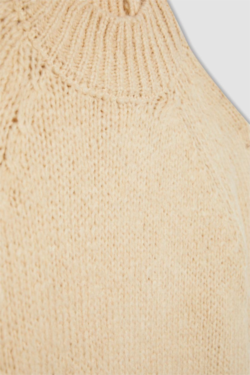 Woman Ecru Oversize Fit Crew Neck Pullover