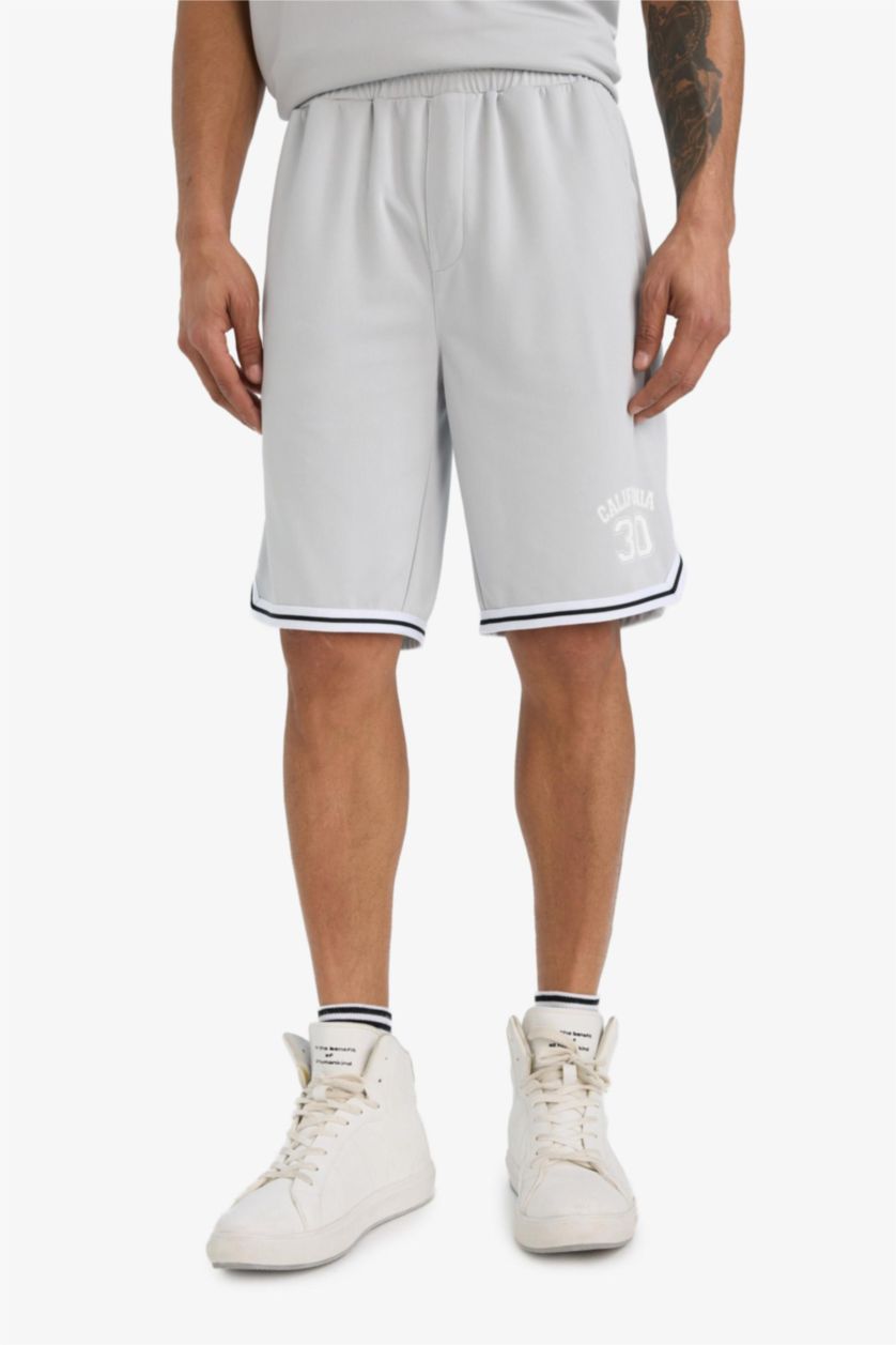 Man Light Grey DeFactoFit Fast Drying Standard Fit Sports Shorts