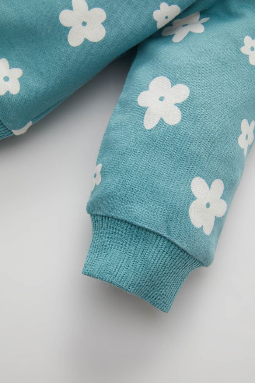 طفلة صغيرة أخضر فاتح سويت شيرت بناتي بنقشة الزهور قصة عادية