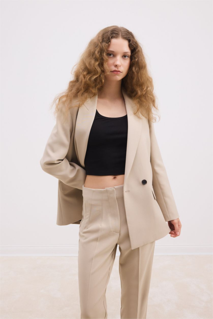 Kadın Bej Oversize Geniş Kalıp Ceket Yaka Düğmeli Basic Düz Blazer Ceket