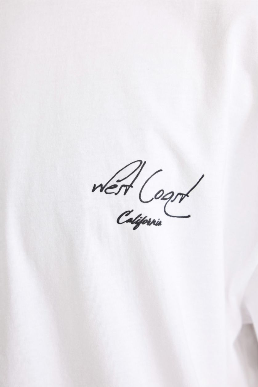 Erkek Beyaz %100 Pamuk Loose Fit Bisiklet Yaka Sırt Baskılı Kısa Kollu Tişört