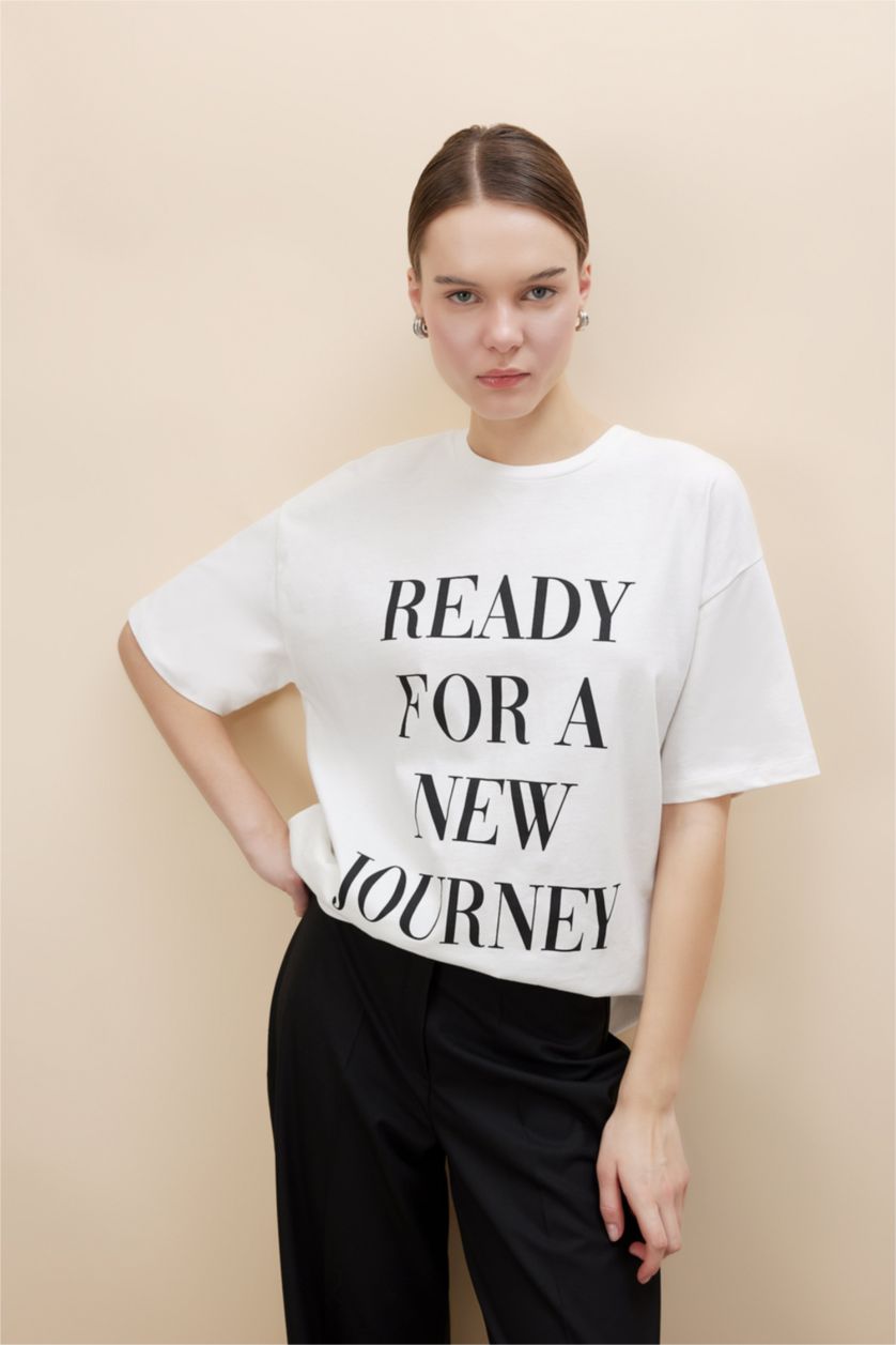 WOMAN White Oversize Fit  Crew Neck Printed T-Shirt