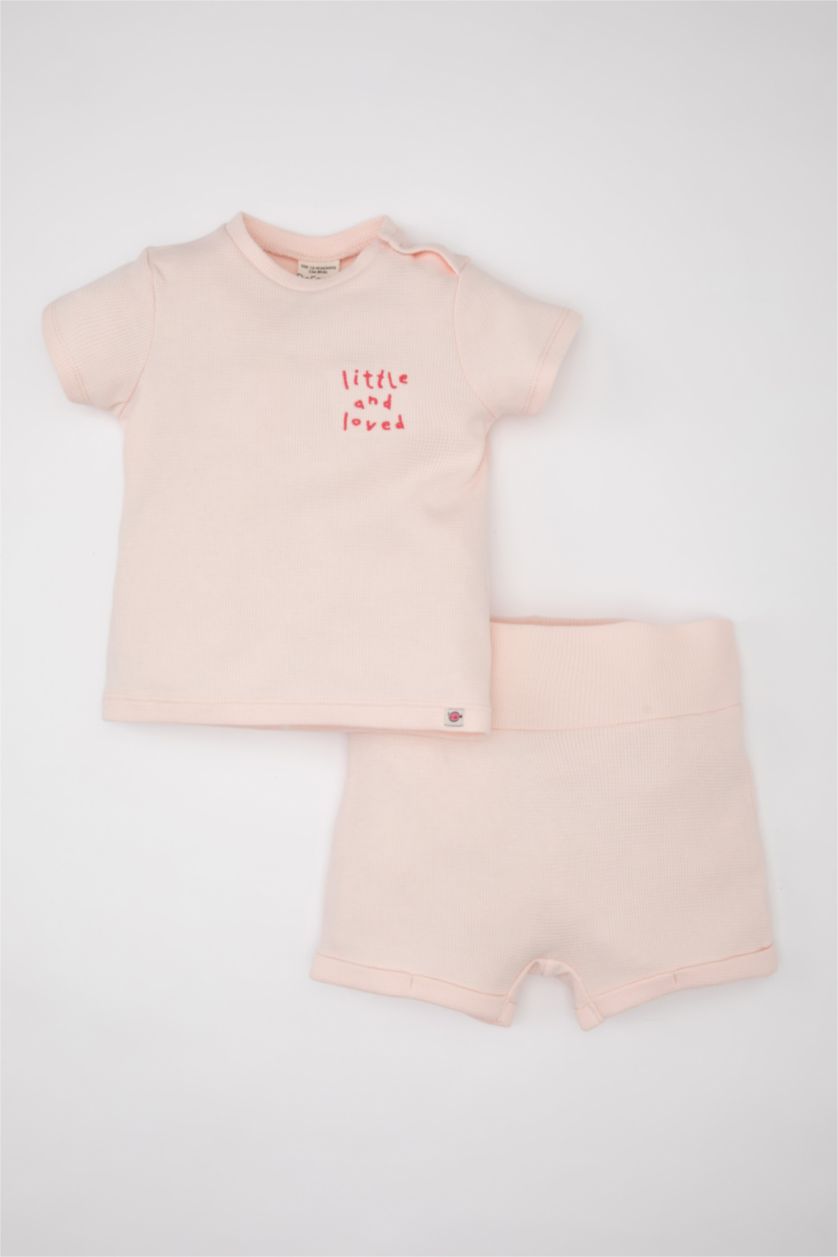 Kız Bebek Açık Pembe Kız Bebek 2'li Takım Nakışlı Waffle Kısa Kollu Tişört Şort