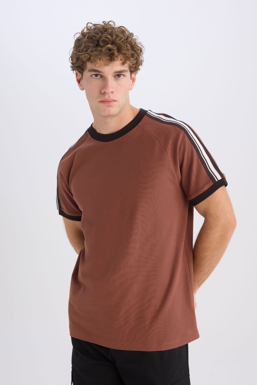 MAN Brown Regular Fit Crew Neck Pique Short Sleeve T-Shirt