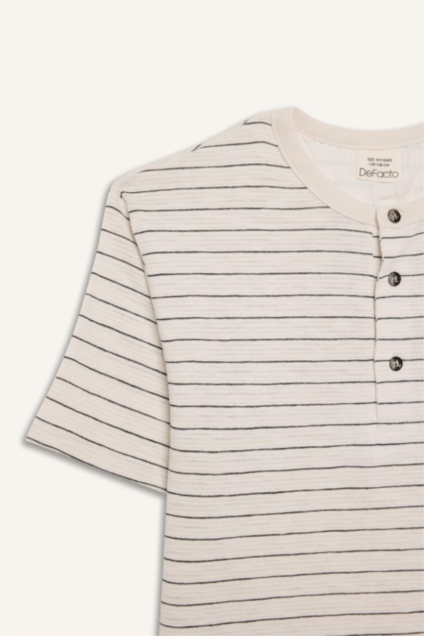 أولادي بيج فاتح تيشيرت اولادي نص كم قصة عادية بياقة عالية