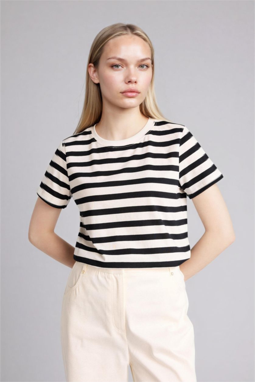 WOMAN Black Regular Fit Crew Neck Basic T-Shirt