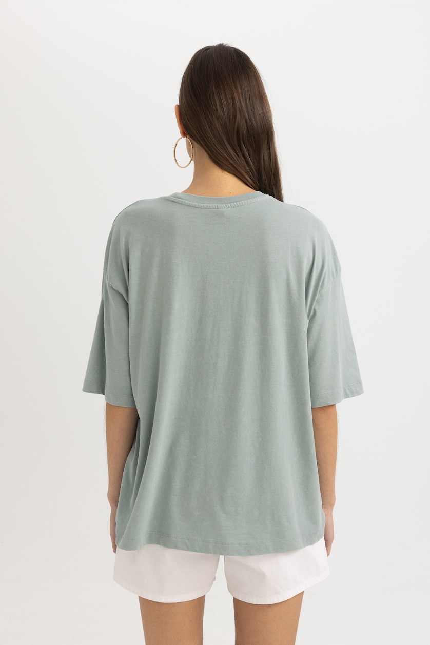Women Light Grey Oversize Fit Short Sleeve T-Shirt