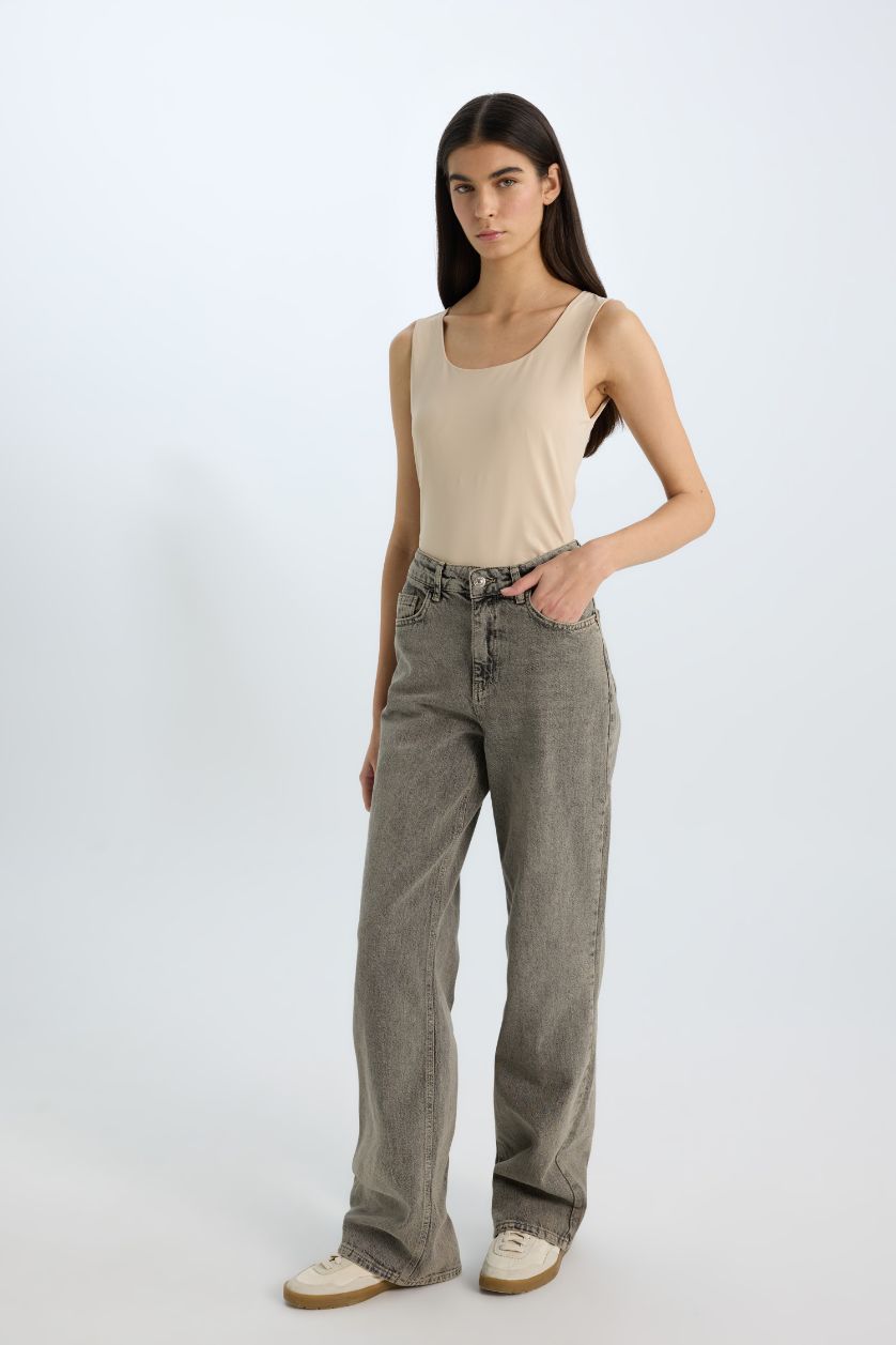 WOMAN Sand Slim Fit Basic Square Collar Sleeveless Tank Top