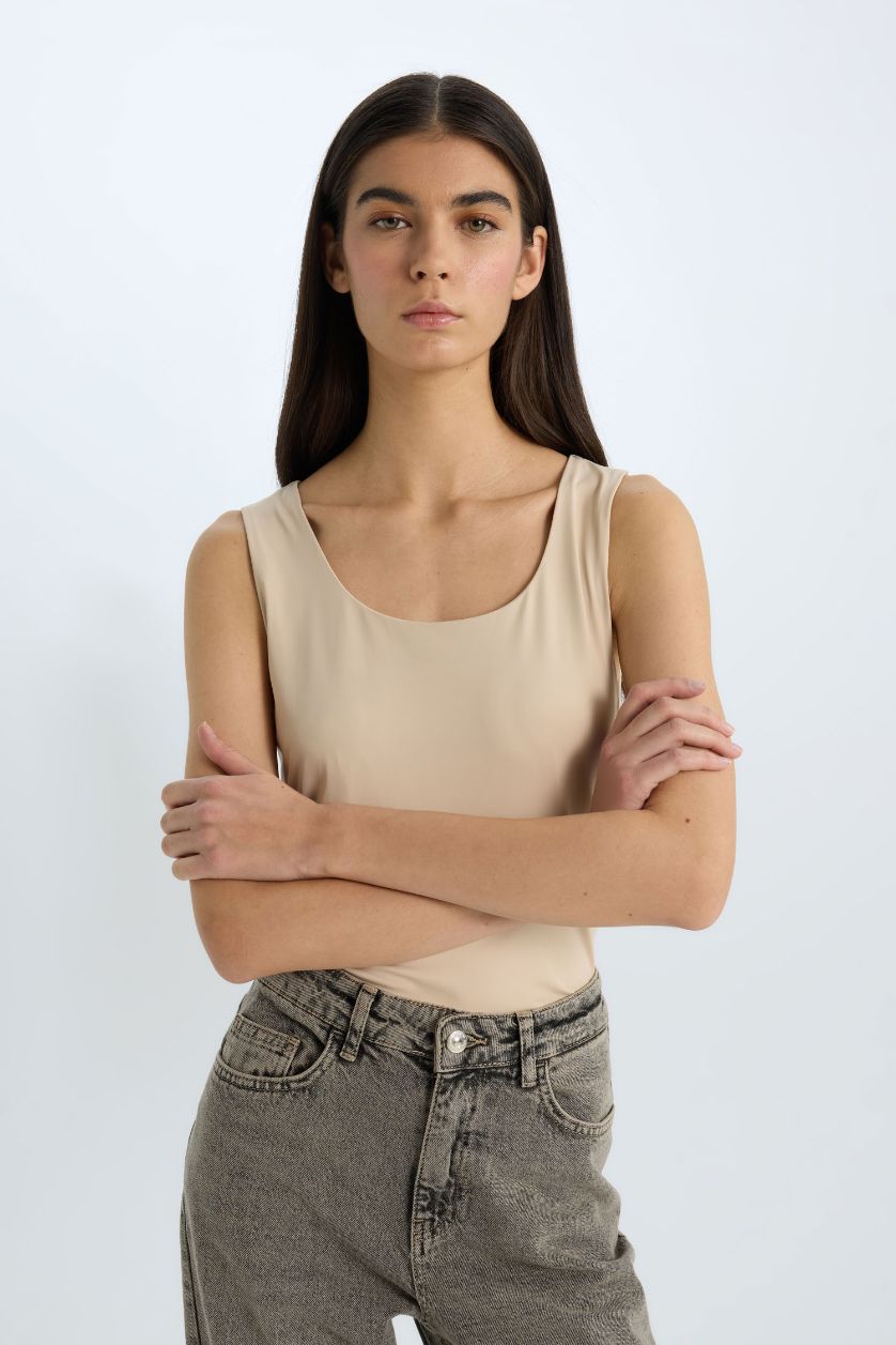 WOMAN Sand Slim Fit Basic Square Collar Sleeveless Tank Top