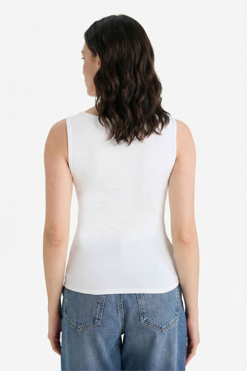 Kadın Beyaz Slım Fıt Basıc Kare Yaka Atlet