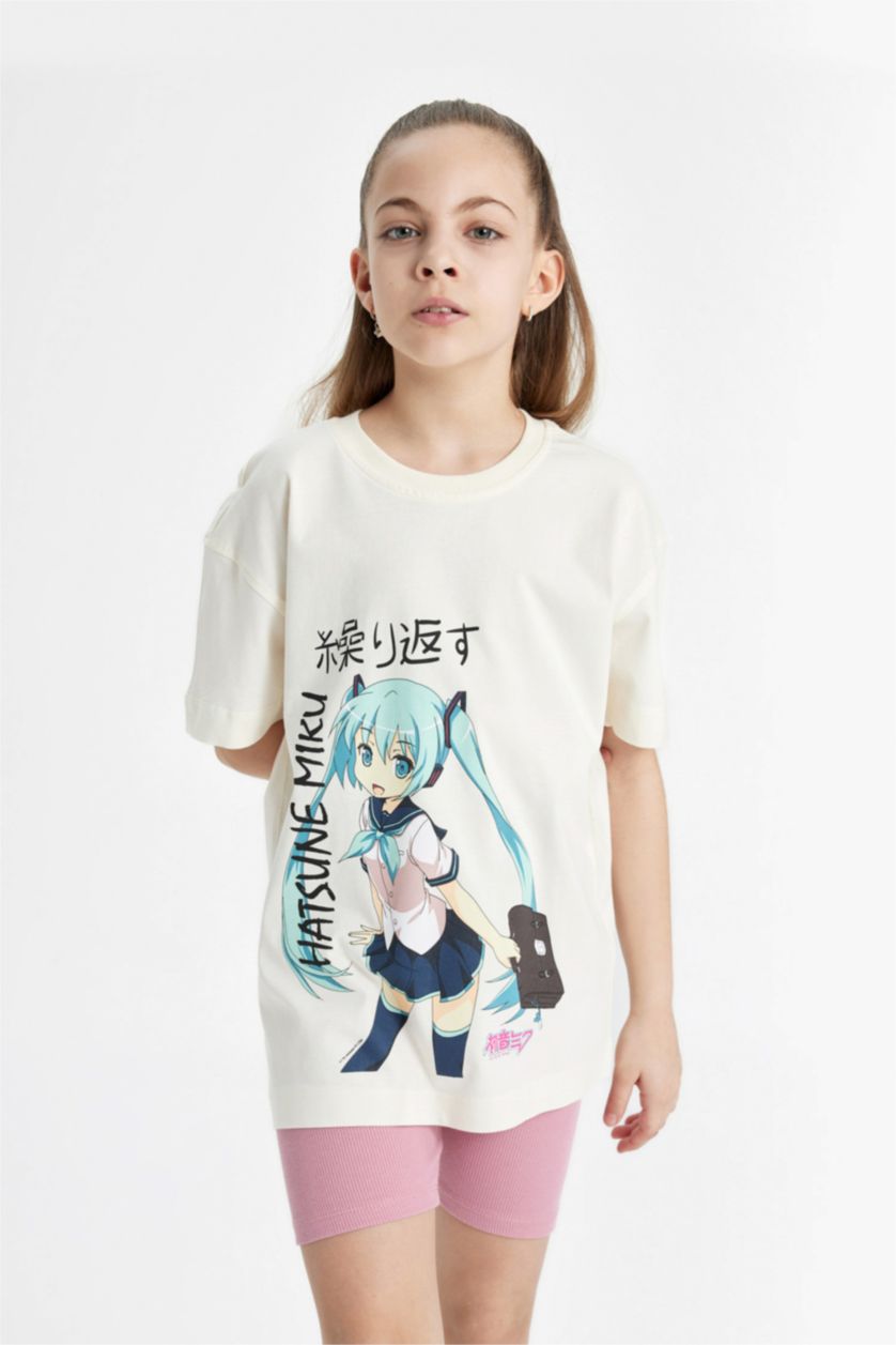 Girls & Teens Ecru Girl Hatsune Miku Oversize Fit Short Sleeve T-Shirt