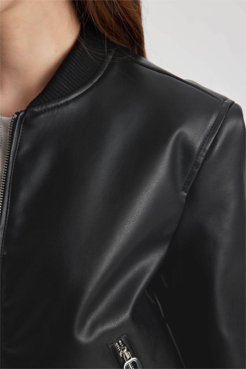 Kadın Siyah Kolej Yaka Düz Fermuarlı Cepli Suni Deri Bomber Ceket