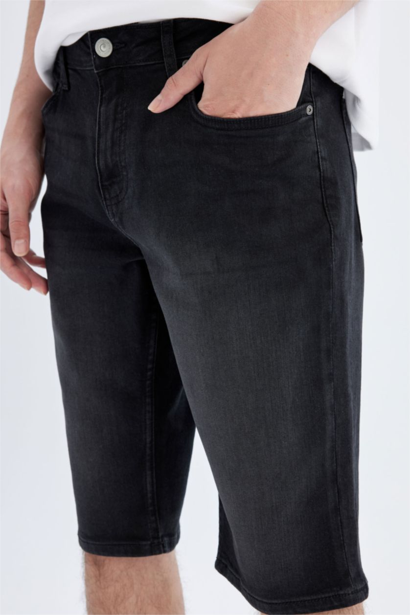 رجال أسود شورت جينز قصة عادية