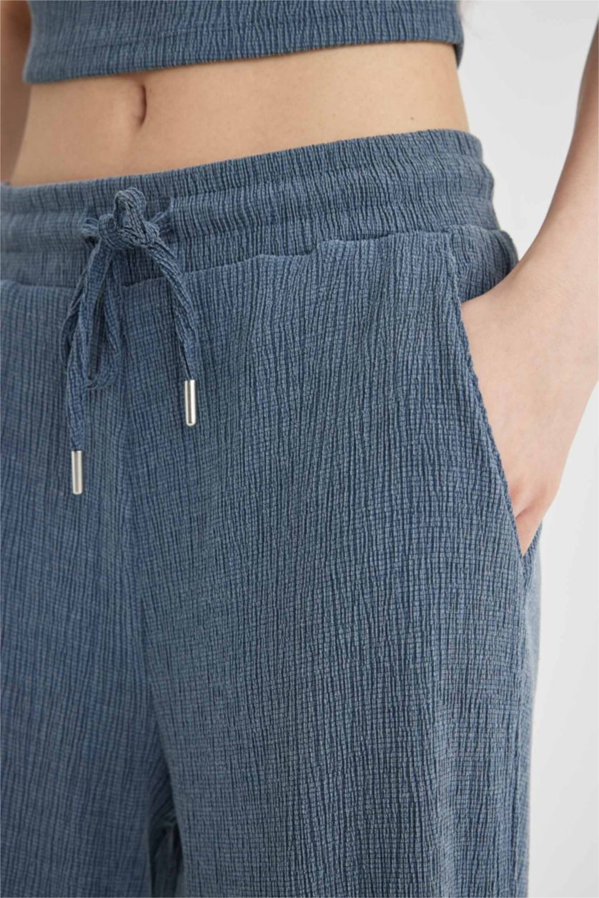 Kadın Açık İndigo Carrot Fit Beli Lastikli Bağcıklı Cepli Düz Paça Basic Düz Bürümcük Eşofman Altı