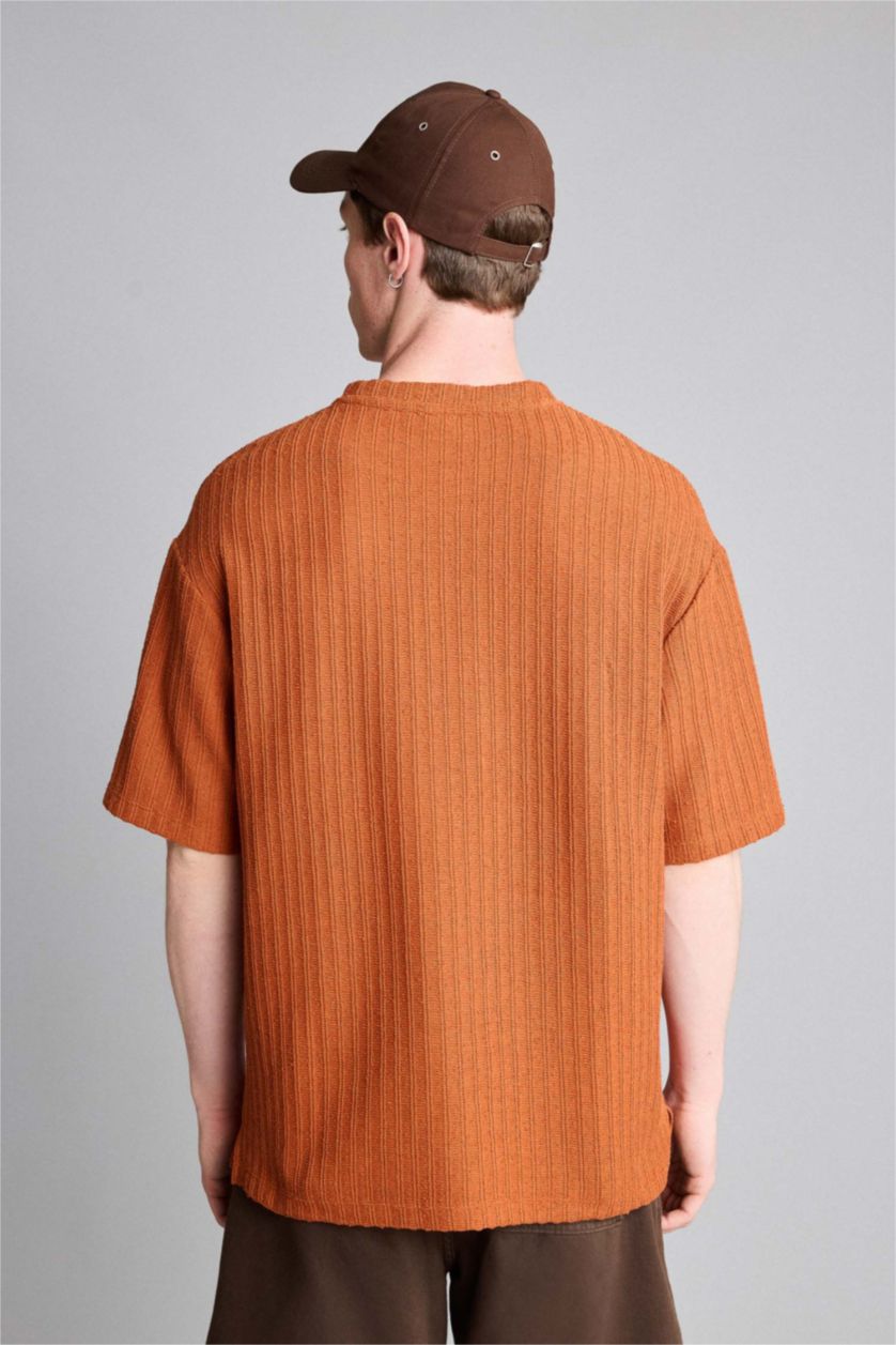 رجال برتقالي Boxy Fit Short Sleeve T-Shirt