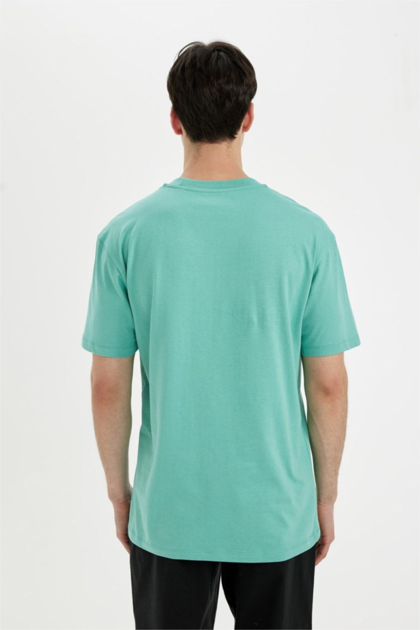 Man Green Regular Fit Crew Neck Printed Short Sleeve T-Shirt