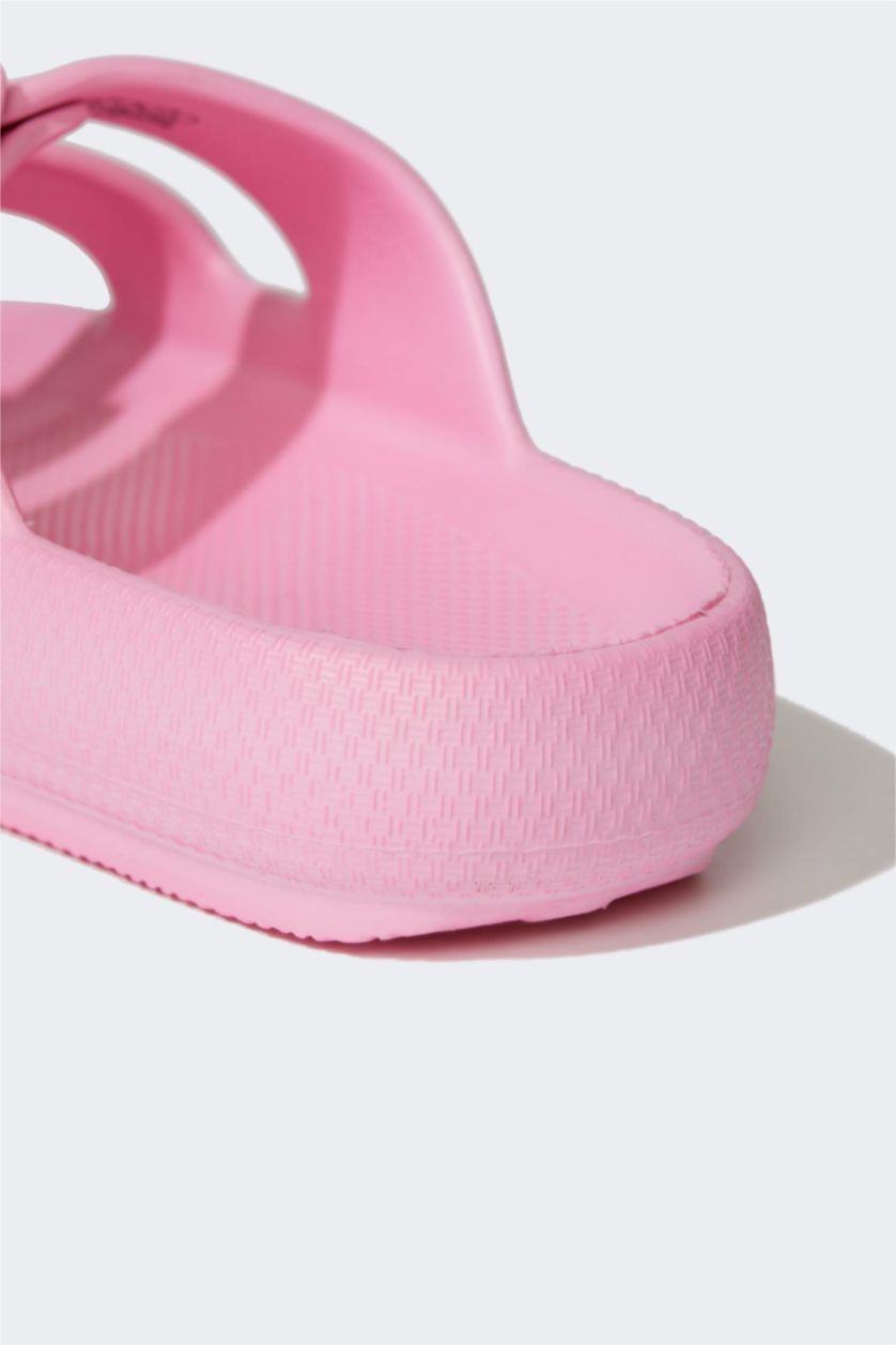 Girls & Teens Neon Pink Girl Serrated Sole Slip On Eva Slippers