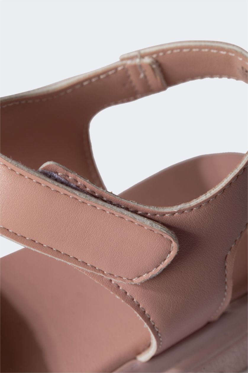 بناتي PEACH صندل بناتي بكعب مسنن