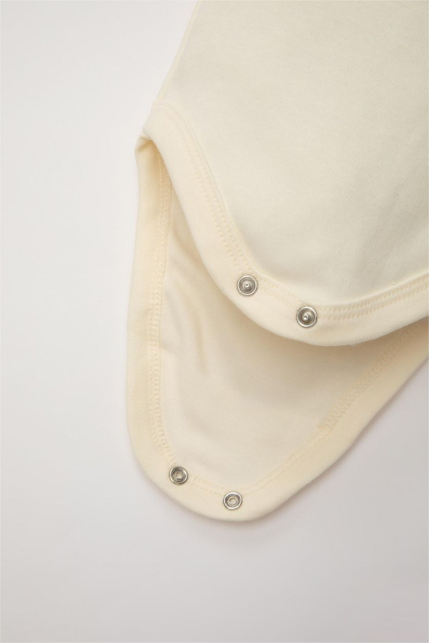 Erkek Bebek Ekru Erkek Bebek 3'lü Takım Desenli Uzun Kollu Tulum Kısa Kollu Çıtçıtlı Body Mama Önlüğü