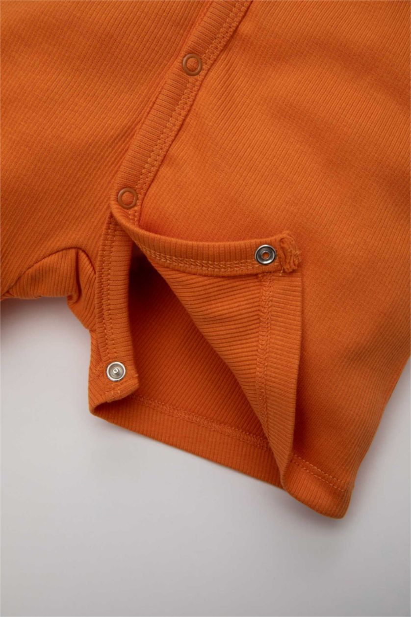 Erkek Bebek Ekru Erkek Bebek Yeni Doğan Safari Baskılı Fitilli Kaşkorse 2'li Kısa Kollu Tulum