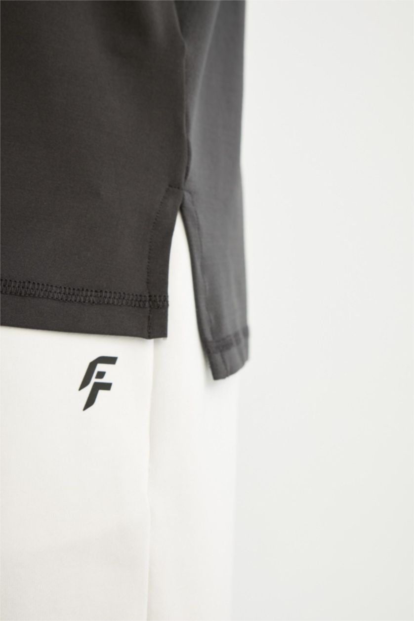 Erkek Antrasit DeFactoFit Standart Fit Bisiklet Yaka Sporcu Ağır Kumaş Basic Düz Kısa Kollu Tişört