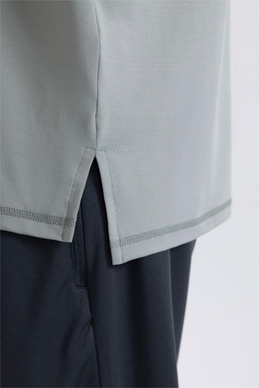 Man Light Grey DeFactoFit Standard Fit Crew Neck Heavy Fabric T-Shirt