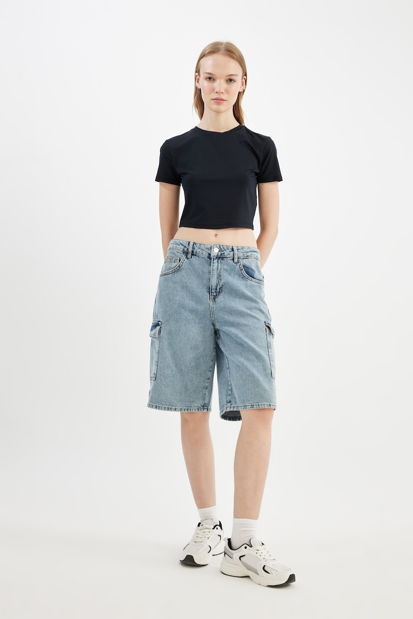 نساء أسود Slim Fit Short Sleeve T-Shirt