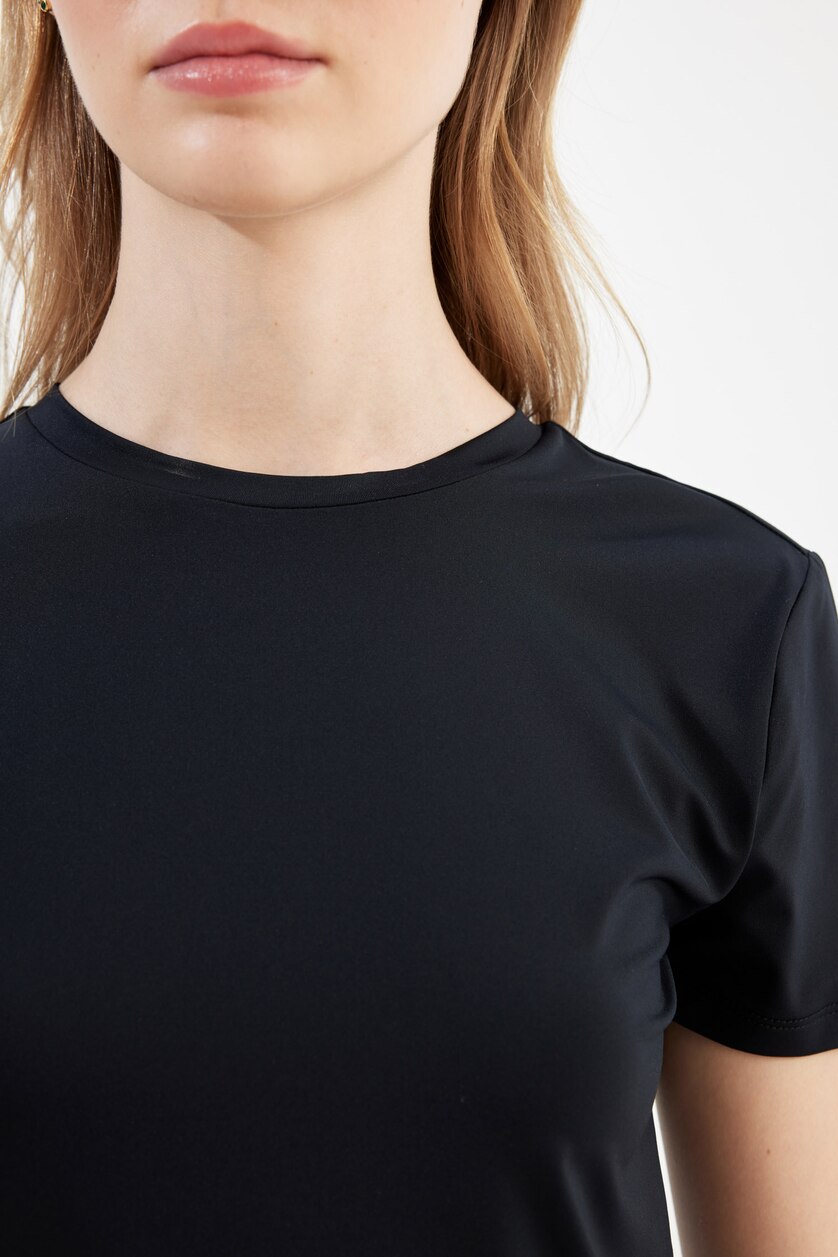 نساء أسود Slim Fit Short Sleeve T-Shirt