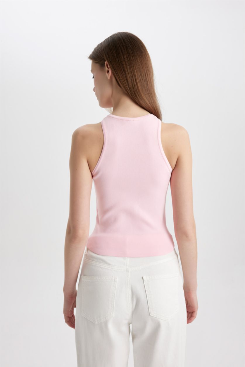 نساء زهري فاتح كروب توب سليم فيت برقبة رسن