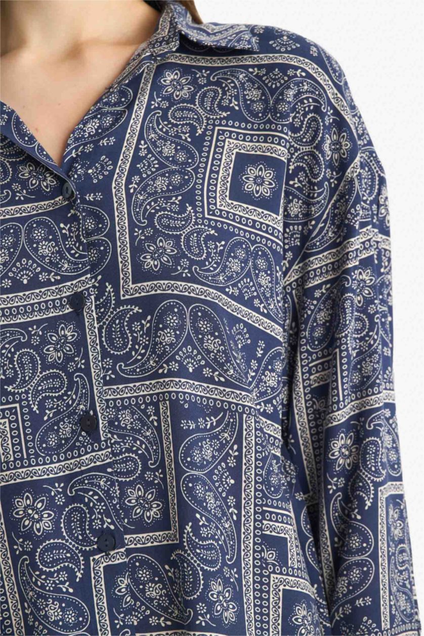 Kadın Lacivert Şal Desenli Viskon Plaj Gömleği-Fall in Love
