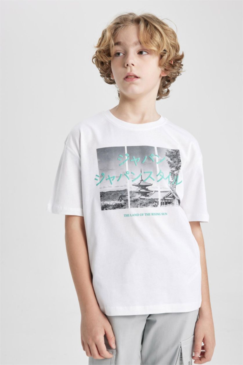 Boys & Teens White Boy Oversize Fit Crew Neck Printed Short Sleeve T-Shirt