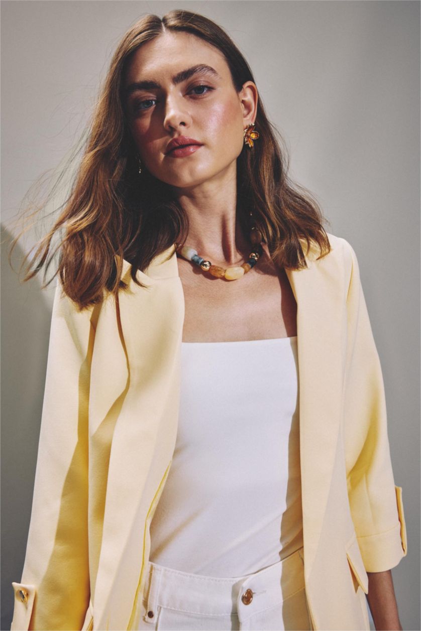 Woman Light Yellow Oversize Fit Blazer
