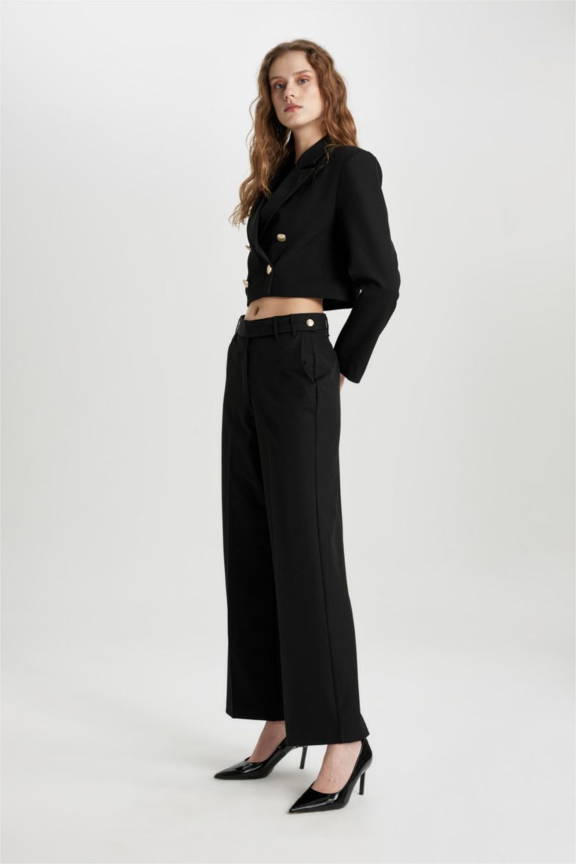 Woman Black High Waist Straight Fit Trousers