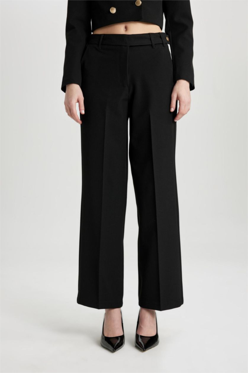 Woman Black High Waist Straight Fit Trousers