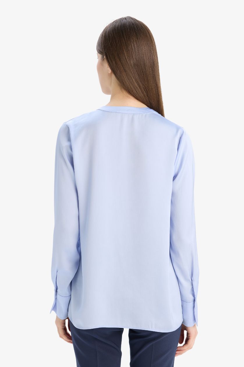 Woman Light Blue Regular Fit V-Neck Long Sleeve Blouse