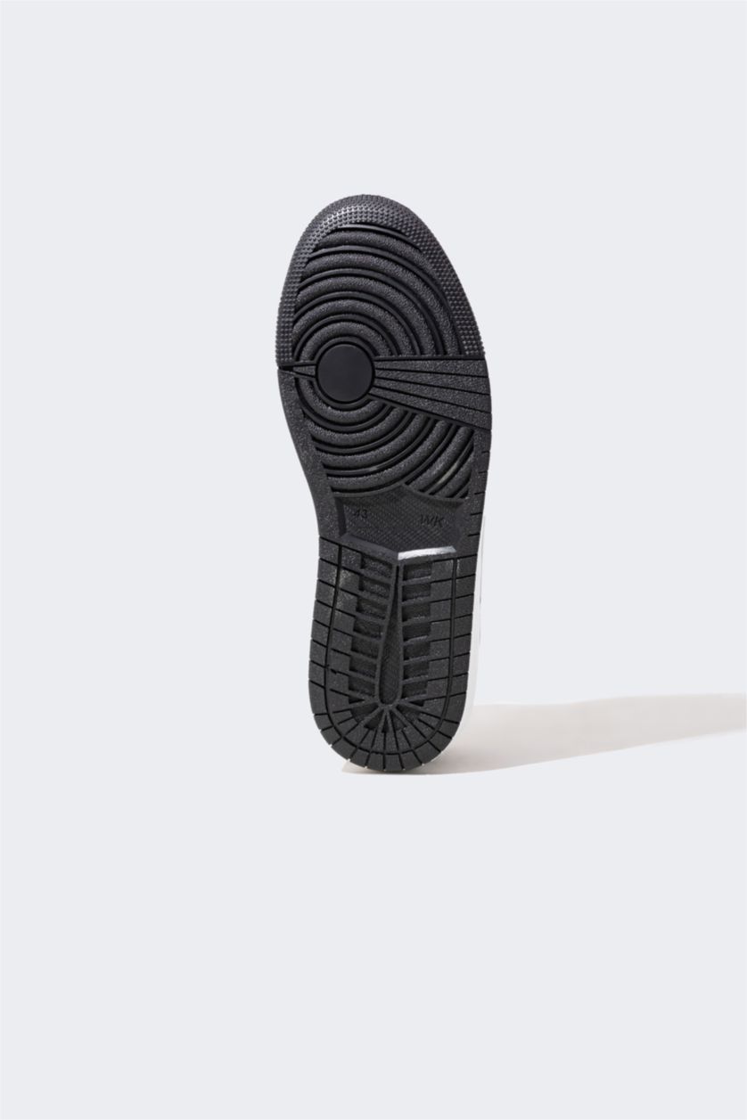 MAN White Man Faux Leather Flat Sole Sneakers