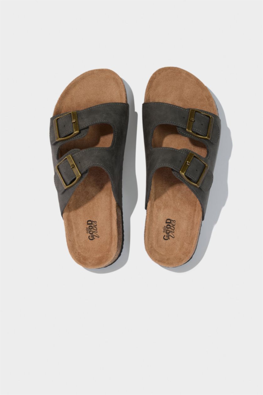 أولادي رمادي شبشب اولادي جلد صناعي بكعب مسطح رمادي